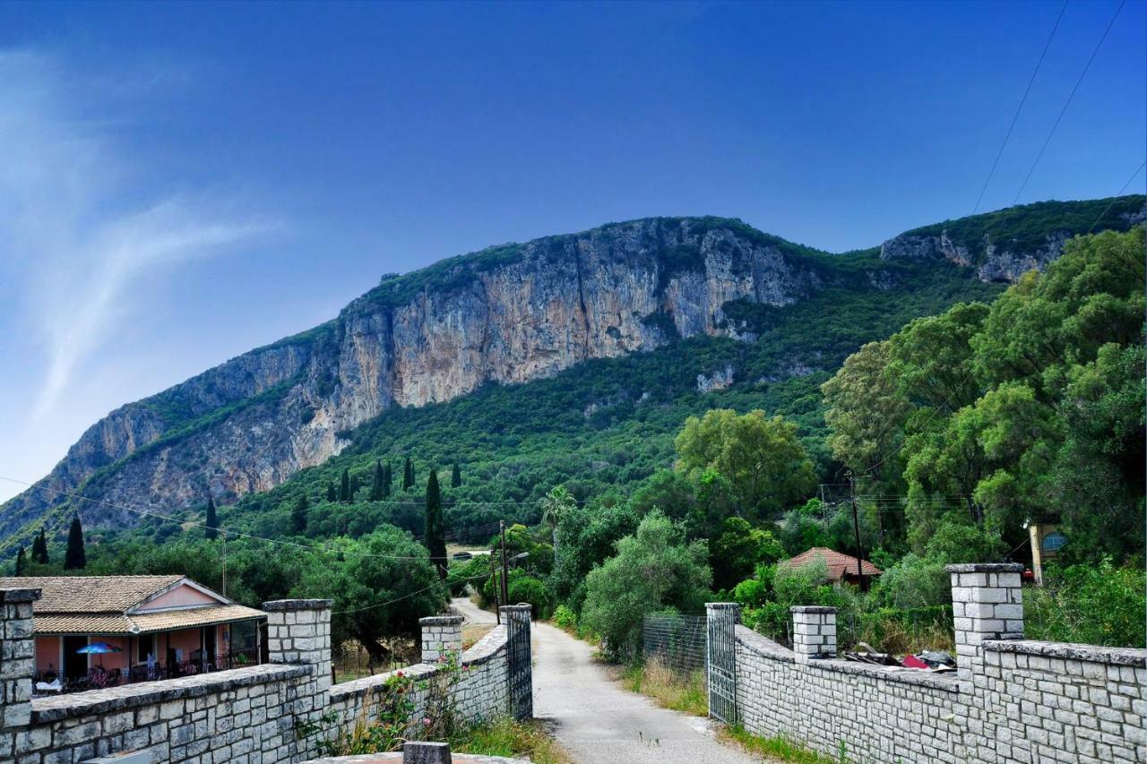 Anastasios Paleokastritsa Apartment Doukádes Екстериор снимка